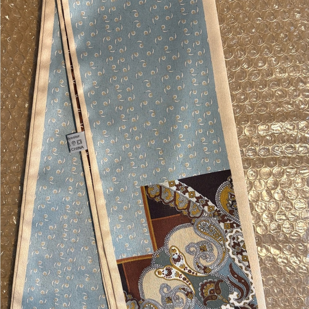 Elegant Paisley Accent Scarf with Two Different Sides